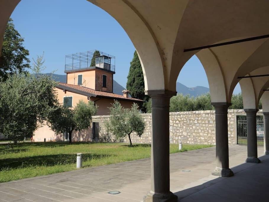 La Corte Del Cigno Monte Isola Exterior photo